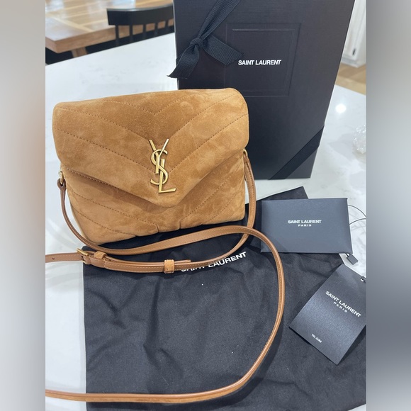 Beautiful YSL Toy Lou Lou in color cinnamon. Beautiful condition. - Picture 2 of 15